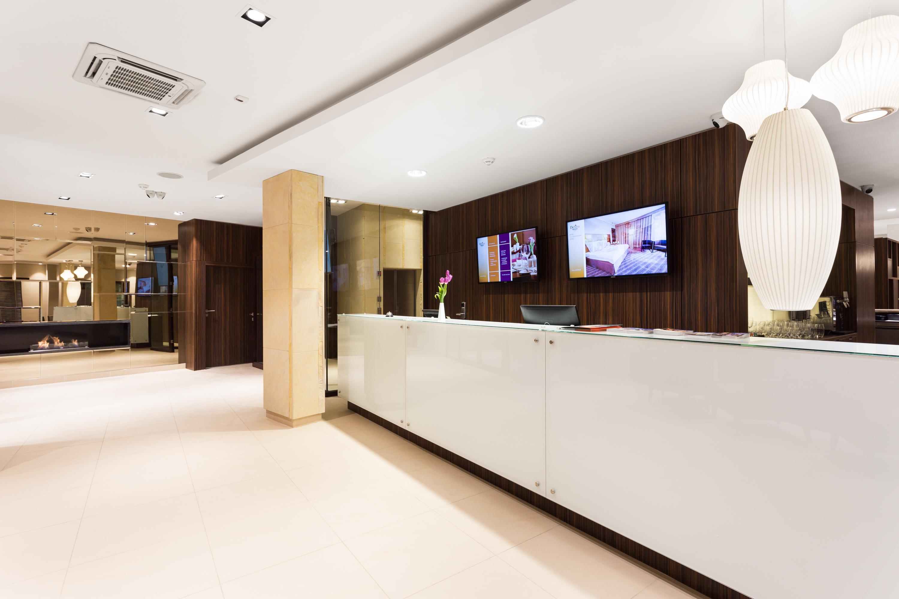 Hotel Desilva Premium Познань Экстерьер фото
