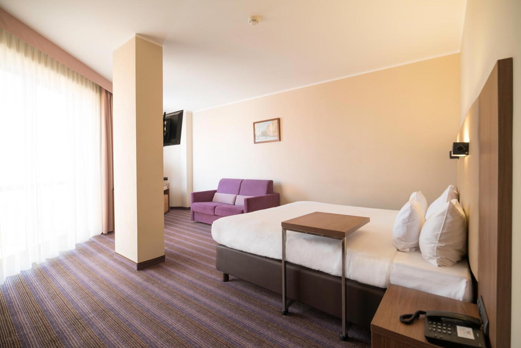 Hotel Desilva Premium Познань Экстерьер фото