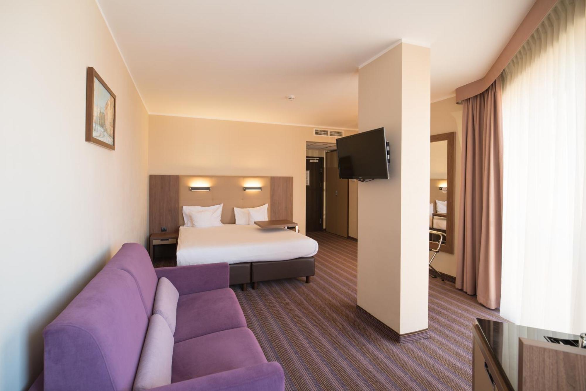 Hotel Desilva Premium Познань Экстерьер фото