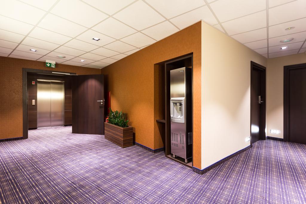 Hotel Desilva Premium Познань Экстерьер фото