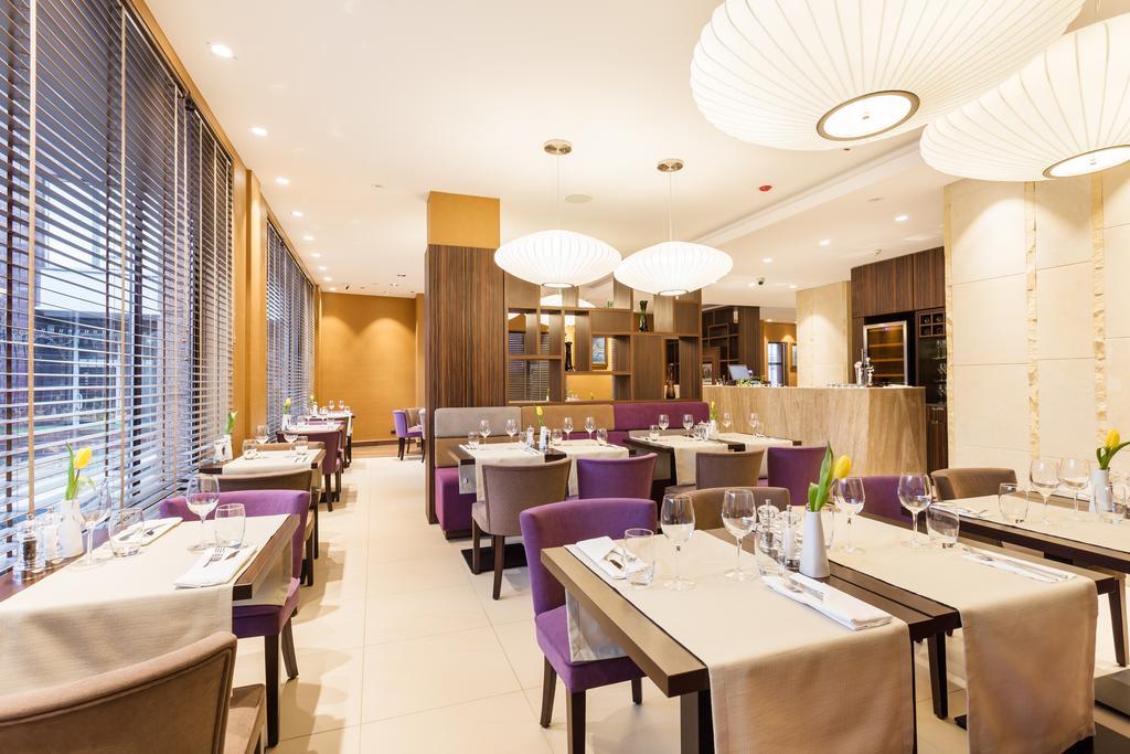 Hotel Desilva Premium Познань Экстерьер фото